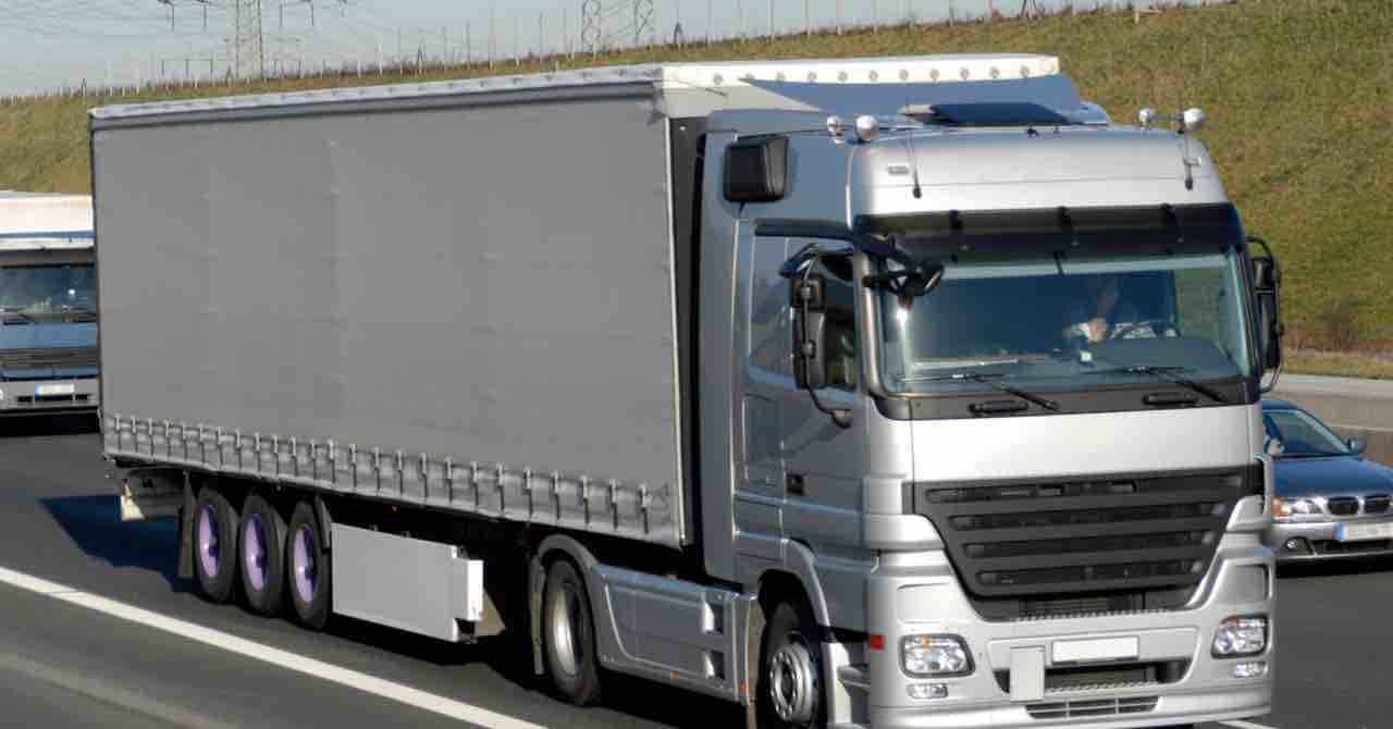 トラックの買取業者一覧