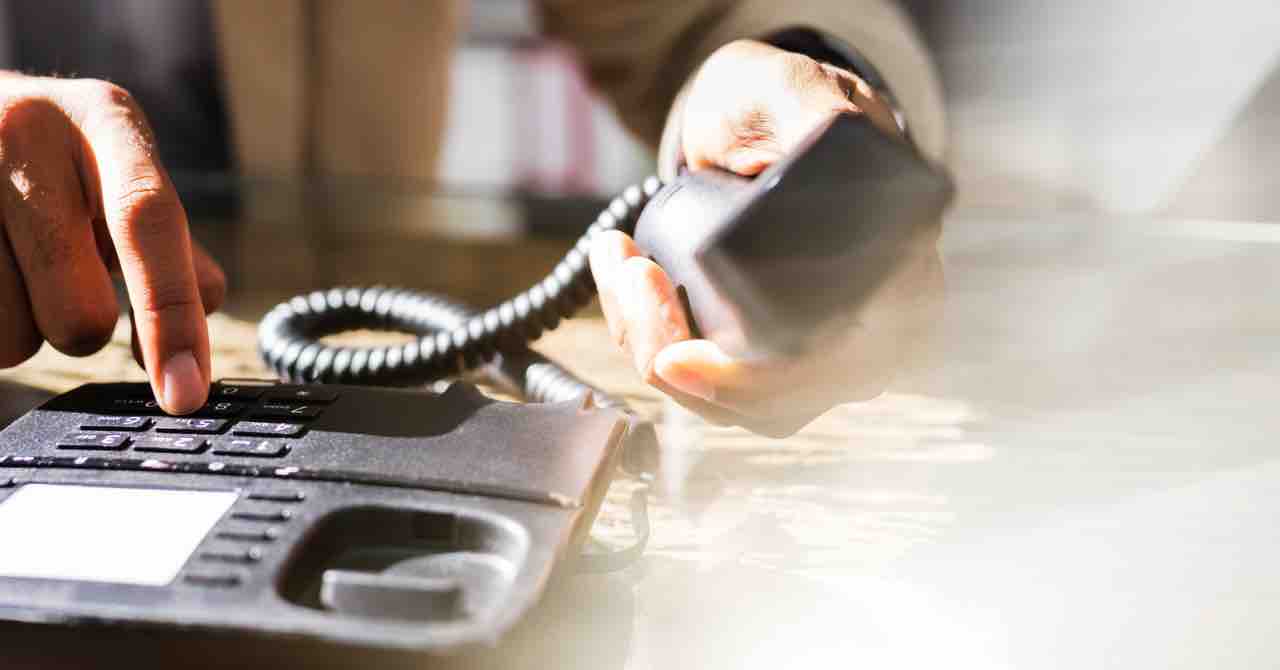 しつこい営業電話