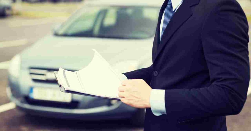 人気のないカラーだと高く売れない?